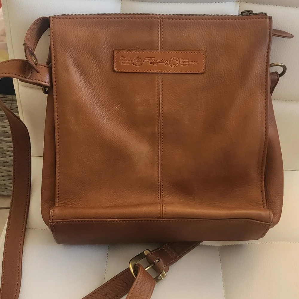 Fossil stylish brown